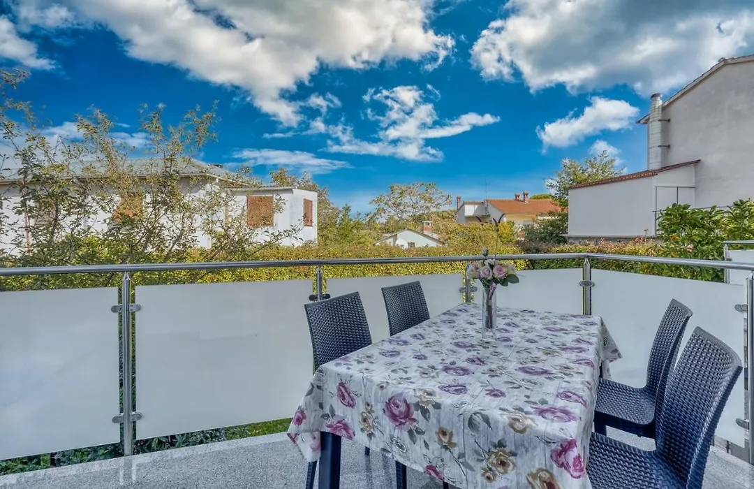 Apartments Azra-1