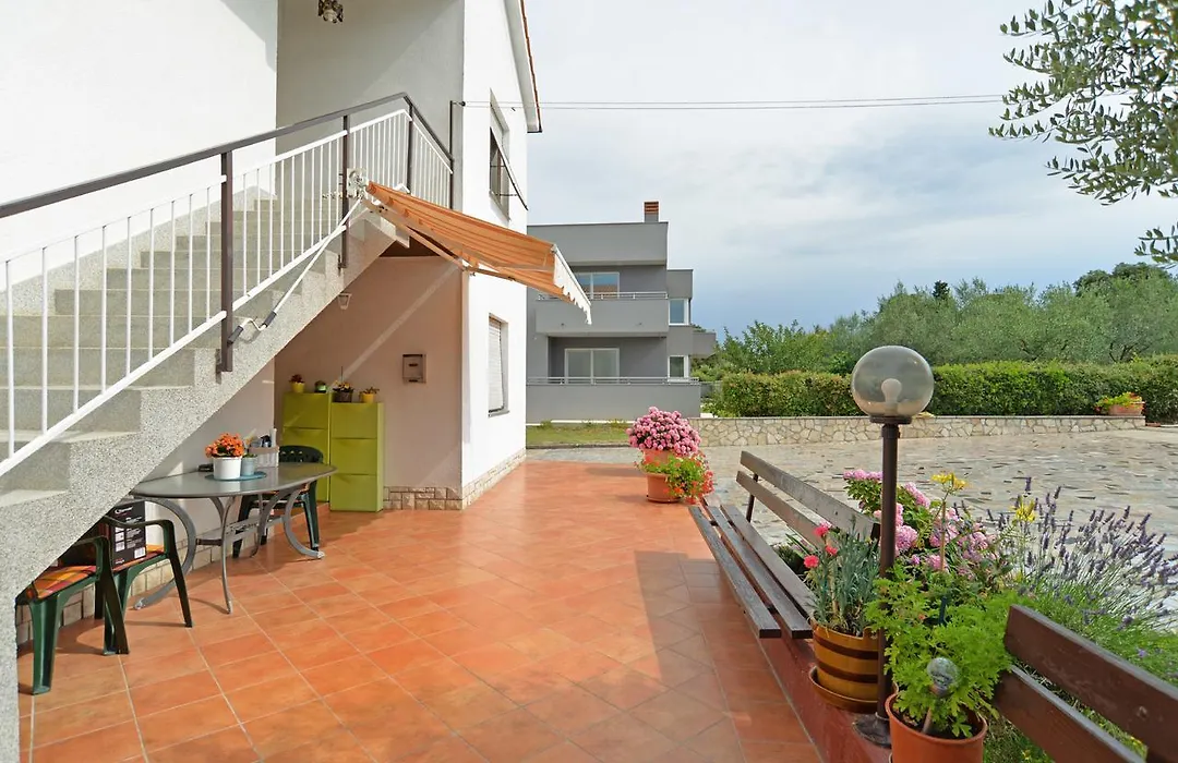 Apartment & Room Tanja 1552-1