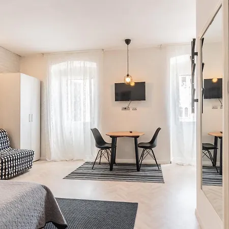 L&B Old Town Studio Apartments-2