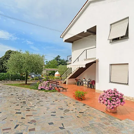Apartment & Room Tanja 1552-3